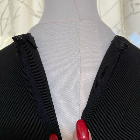 THE ROW BLACK SLEEVELESS CREWNECK LOOSE RELAXED FIT MIDI DRESS - Picture 11 of 15